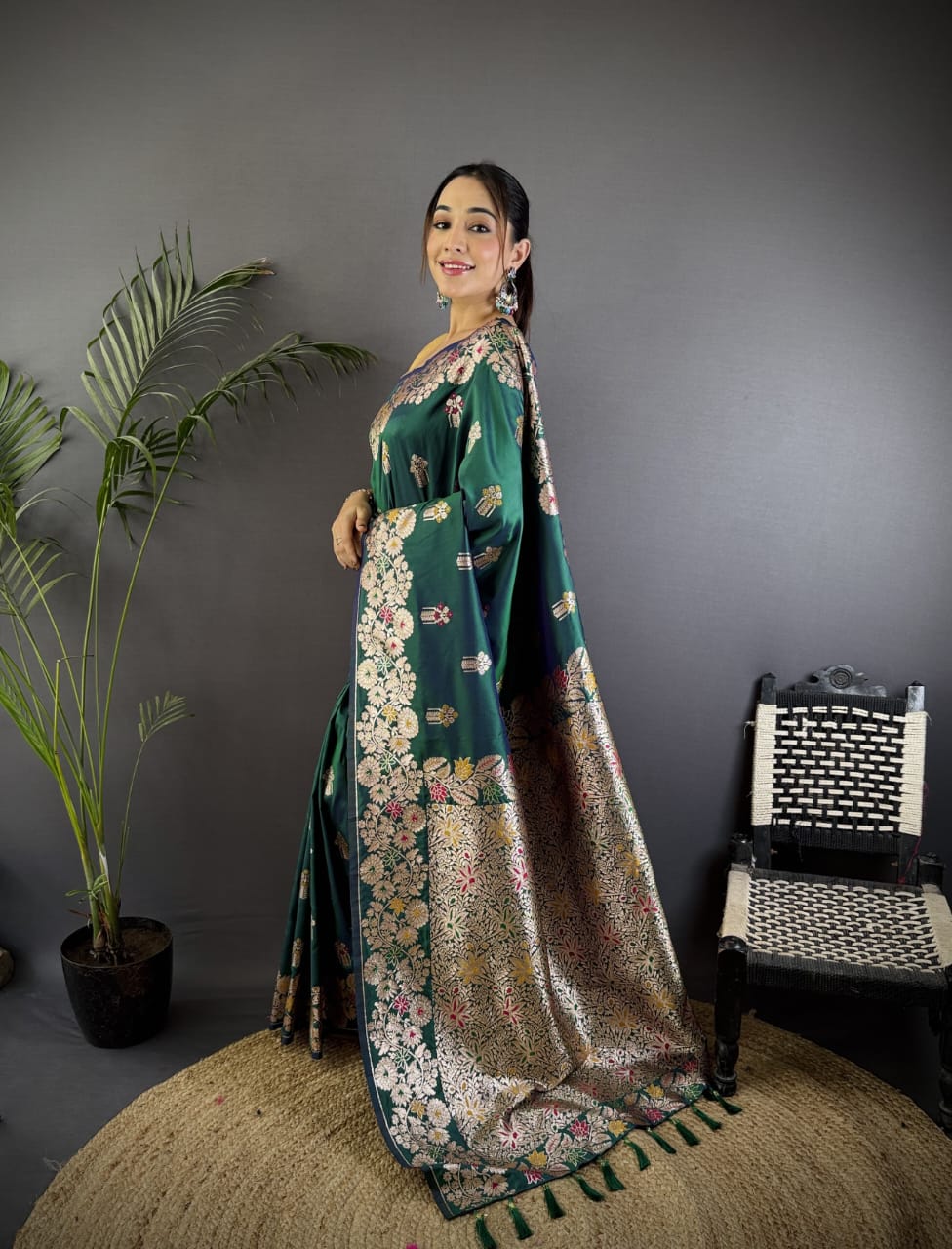 Trending Collection – Sonika | Premium Soft Banarasi Silk Saree | LP-002