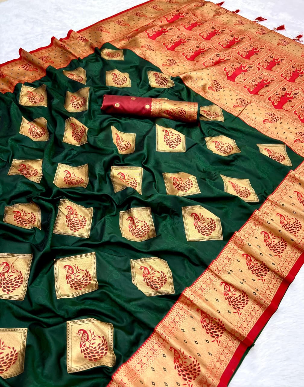 Premium Soft Silk Saree | Gold Zari & Meenakari Peacock Design | LP-002