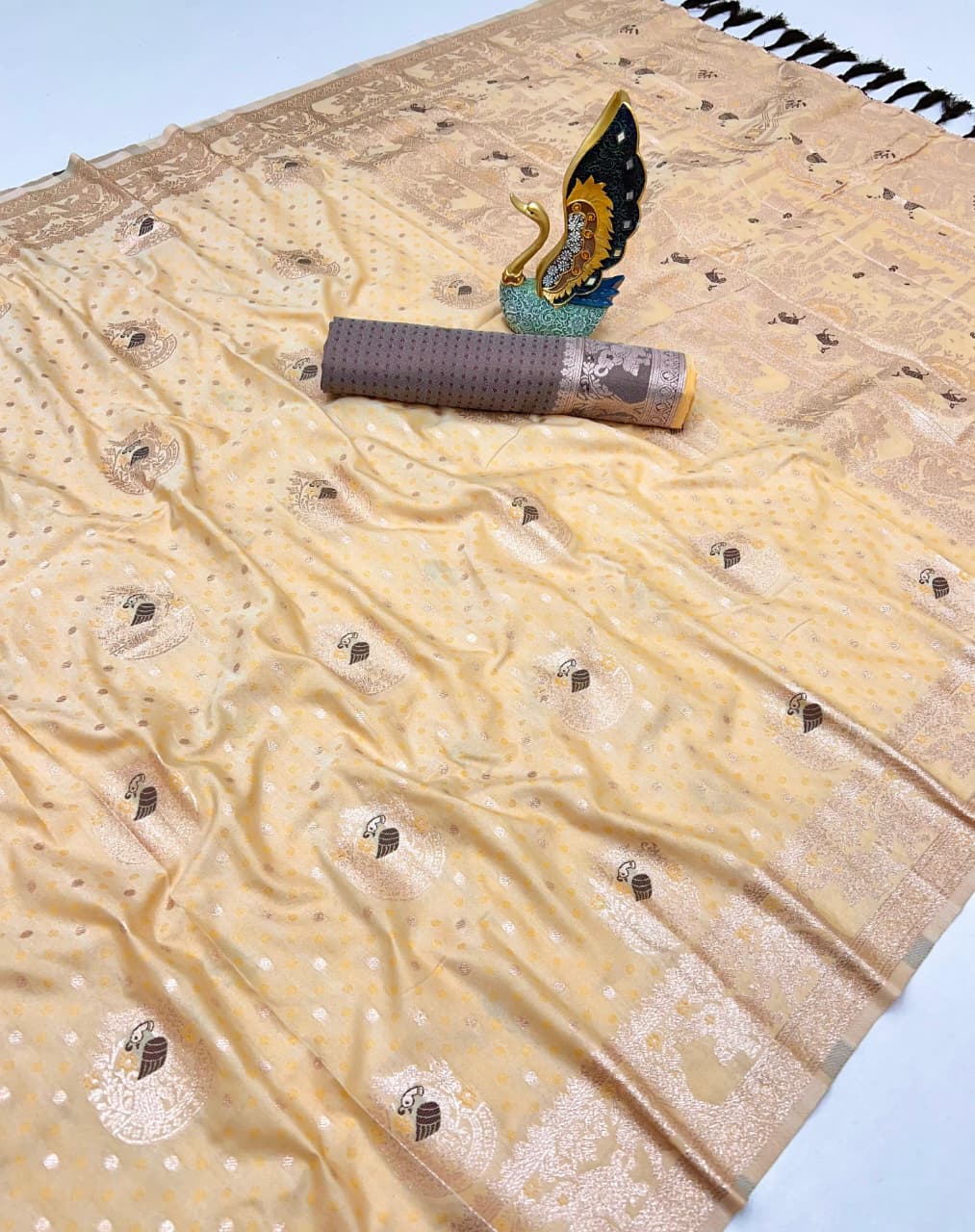 Premium Soft Silk Cotton Saree | Banarasi Zari & Meenakari Design | LP-002