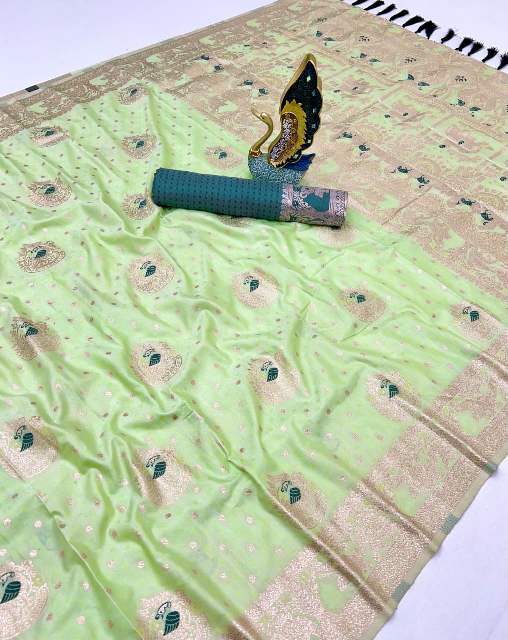 Premium Soft Silk Cotton Saree | Banarasi Zari & Meenakari Design | LP-002